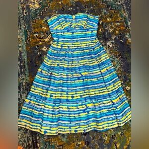 Elegant Carmen Marc Valvo silk dress